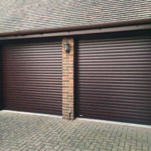 garage-doors-seceuroglide-electric-woodgrain
